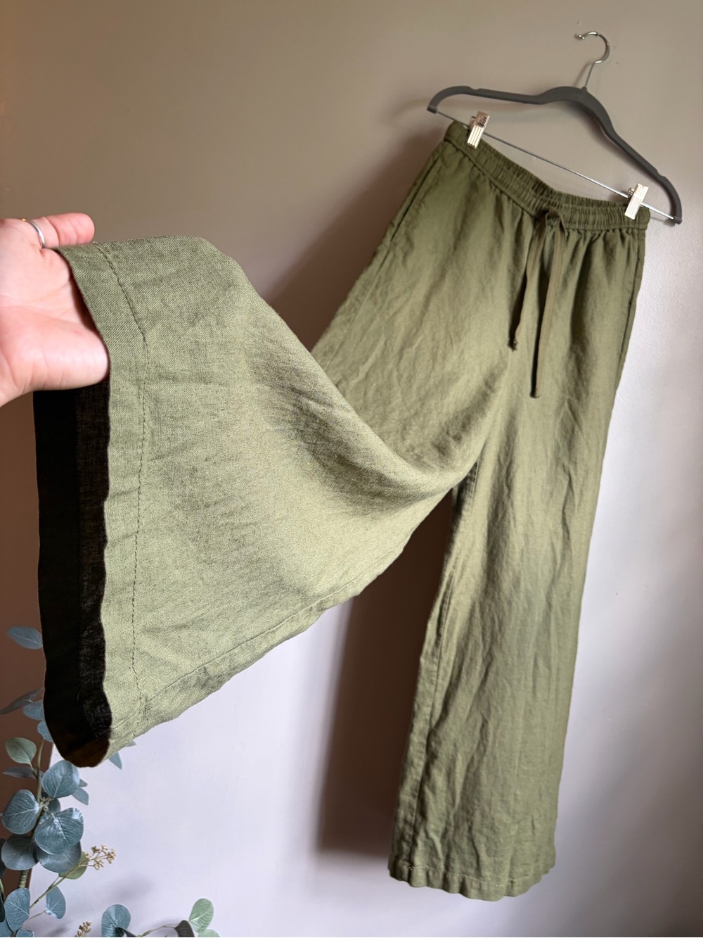 Max Studio London Green Linen Pants